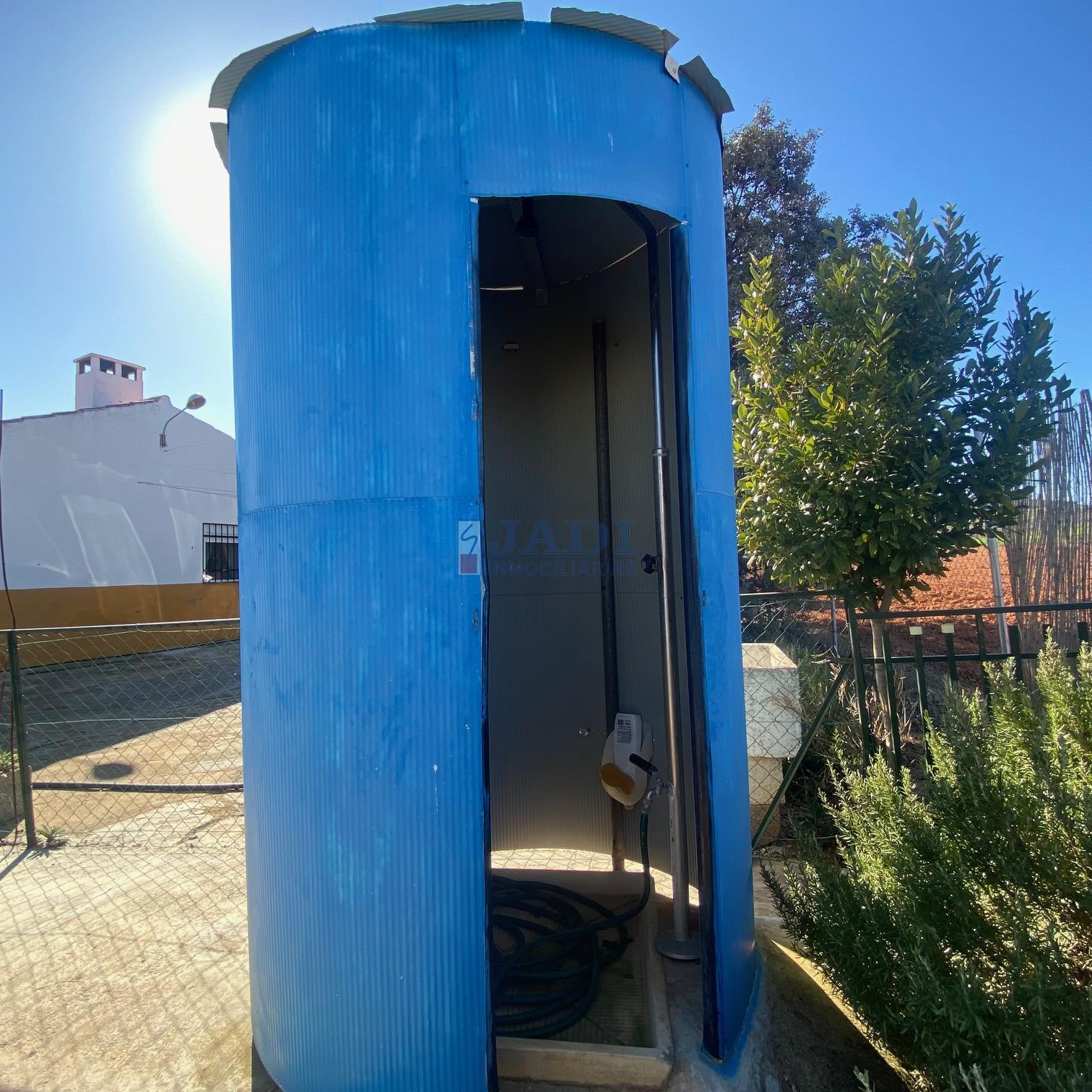 For sale of house in Valdepeñas