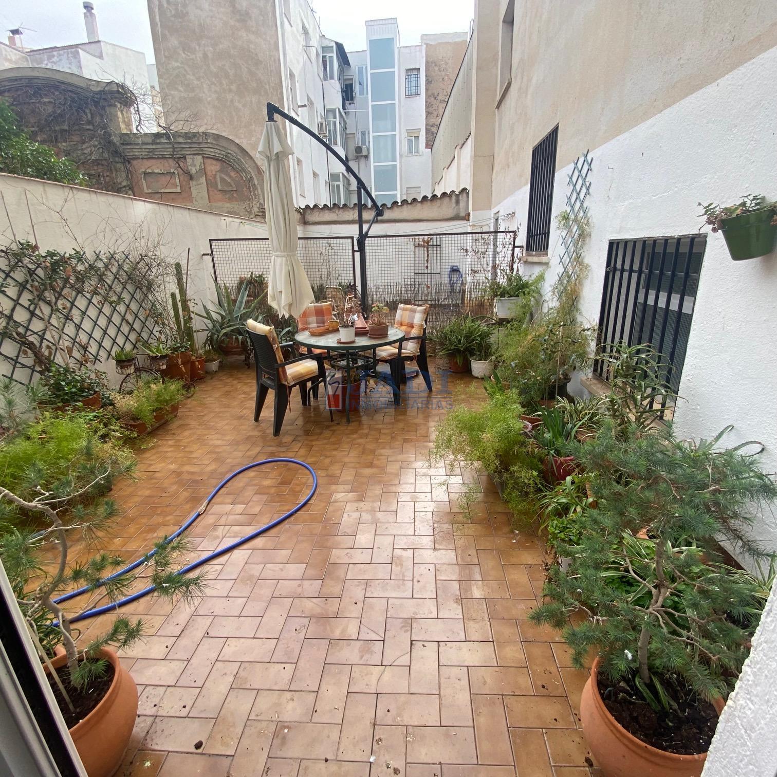 For sale of flat in Valdepeñas