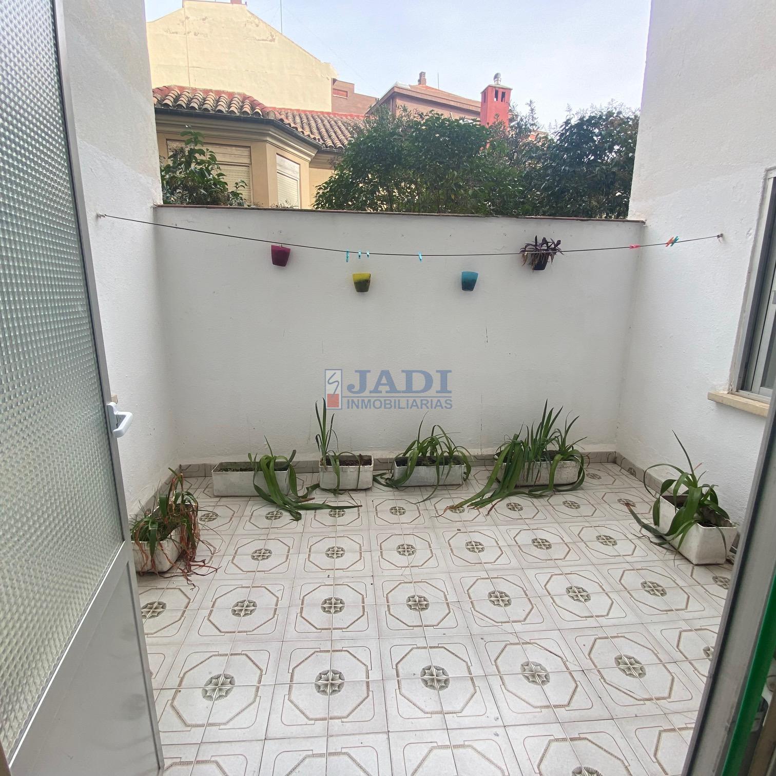 For sale of flat in Valdepeñas