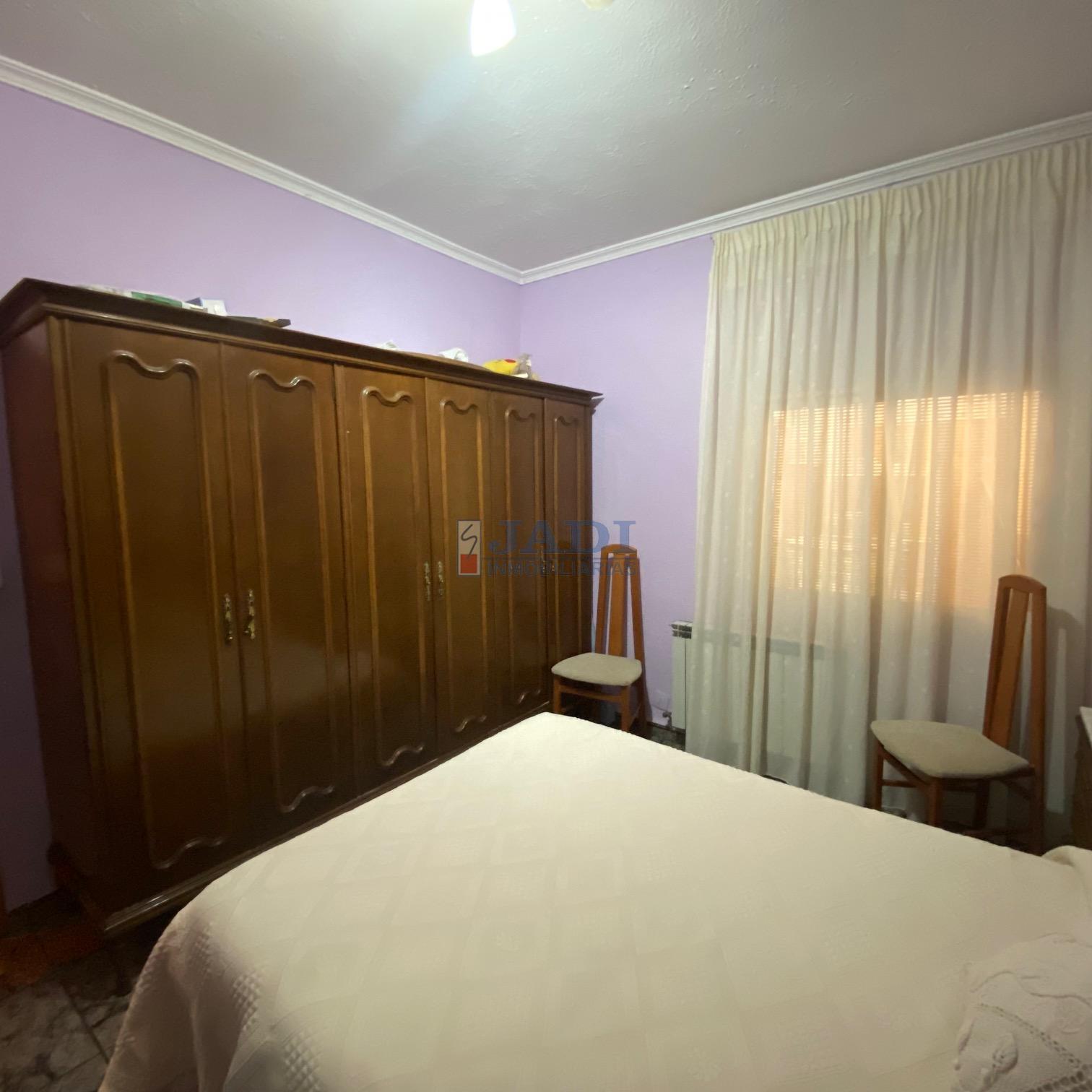 For sale of house in Valdepeñas