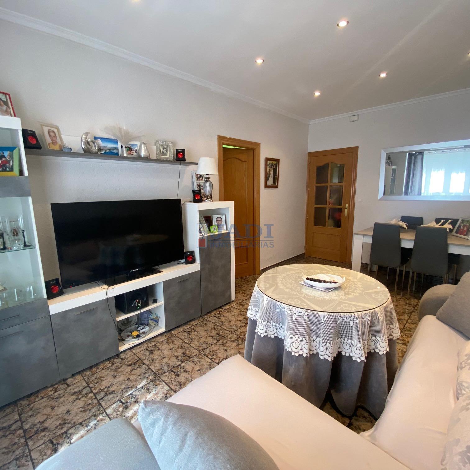 For sale of house in Valdepeñas
