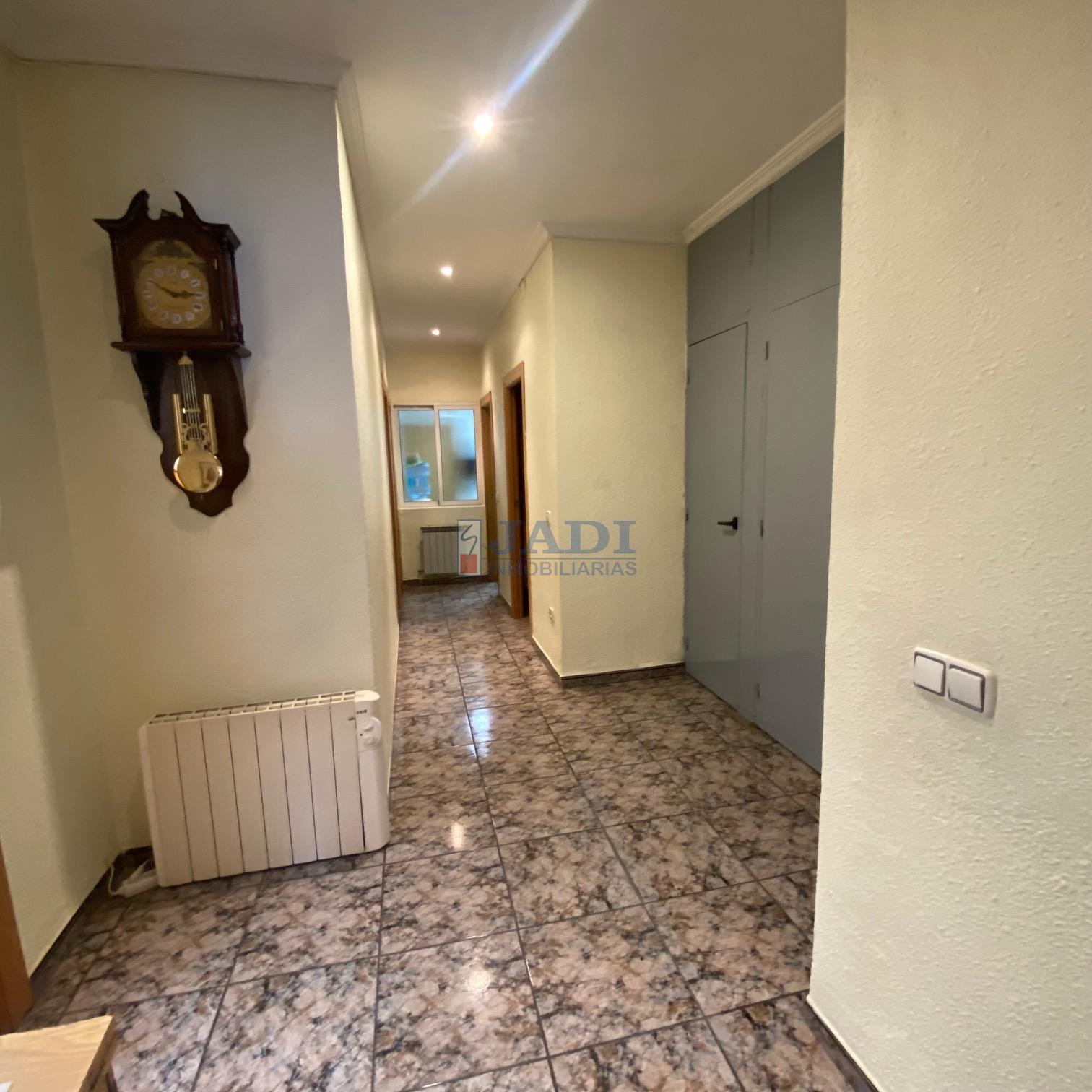 For sale of house in Valdepeñas