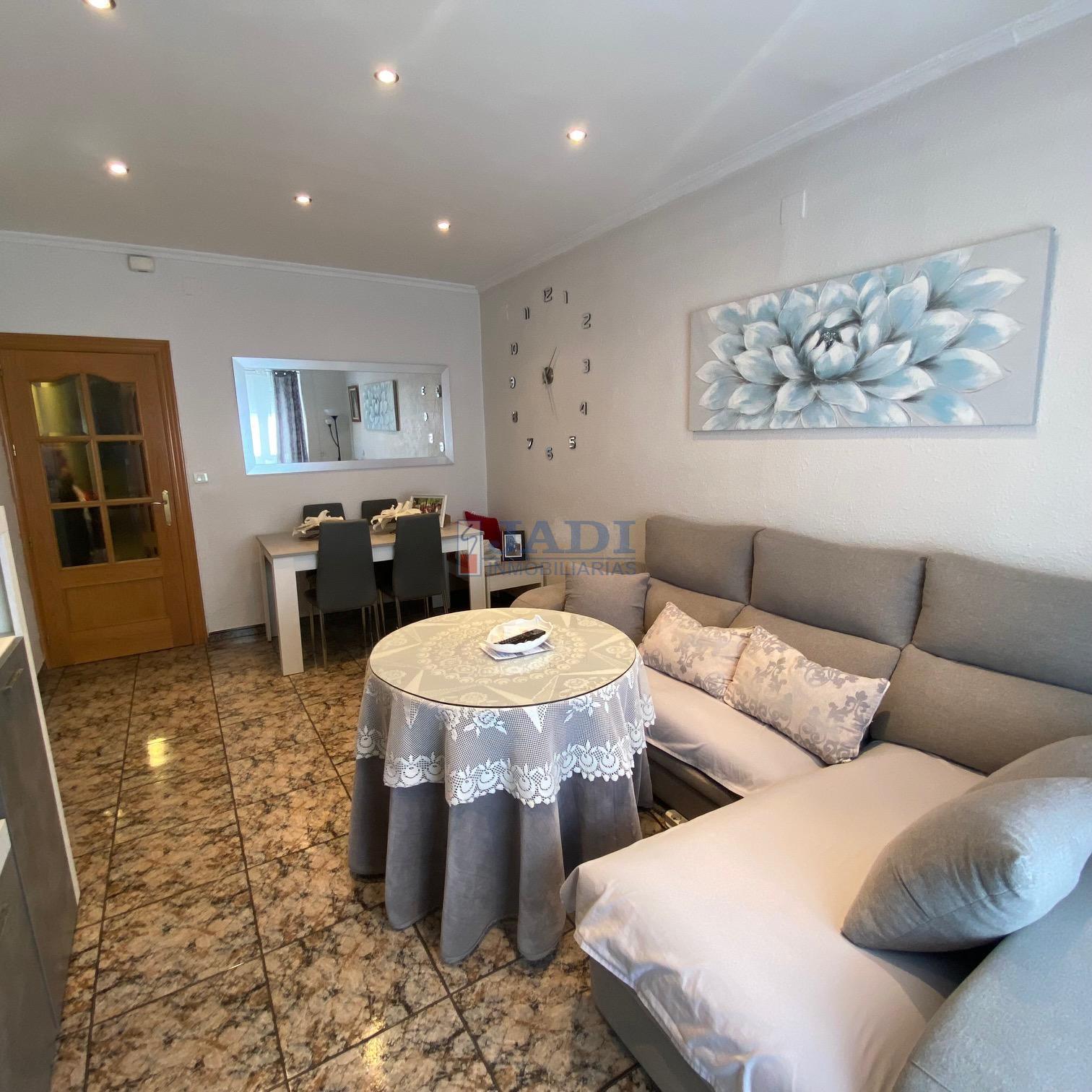 For sale of house in Valdepeñas
