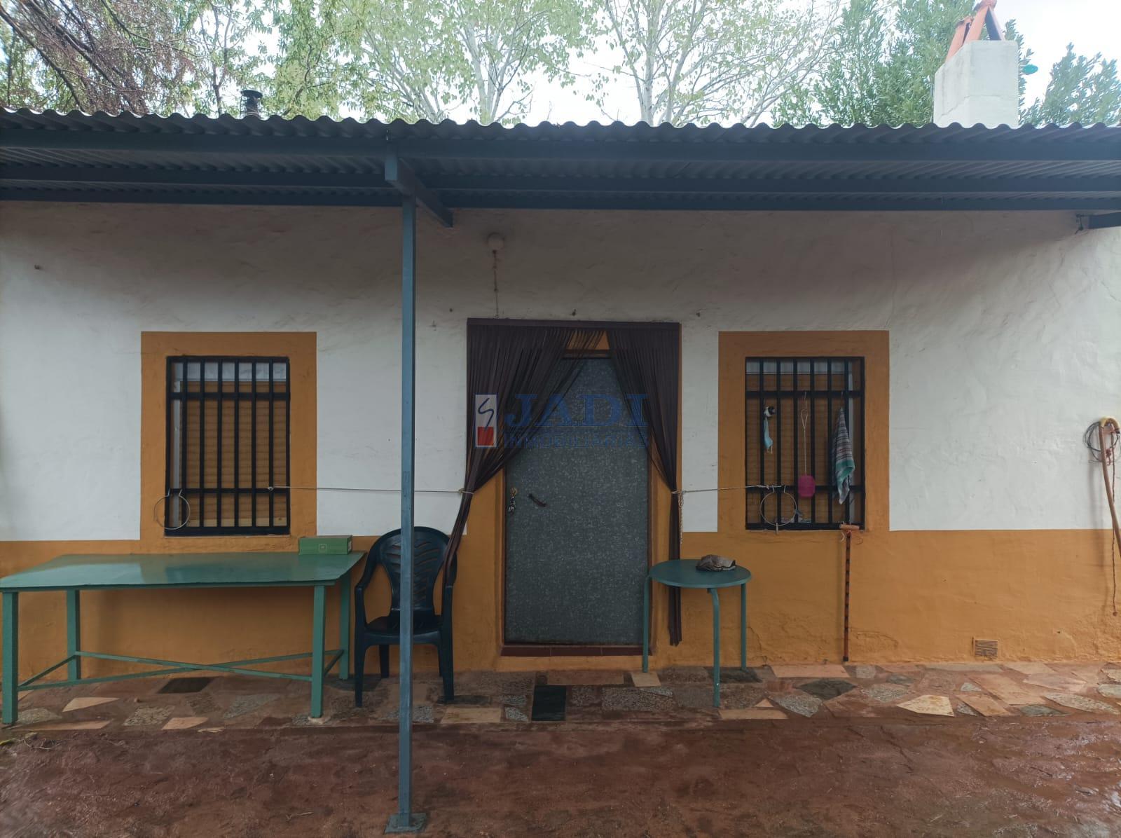 Venta de casa en Valdepeñas