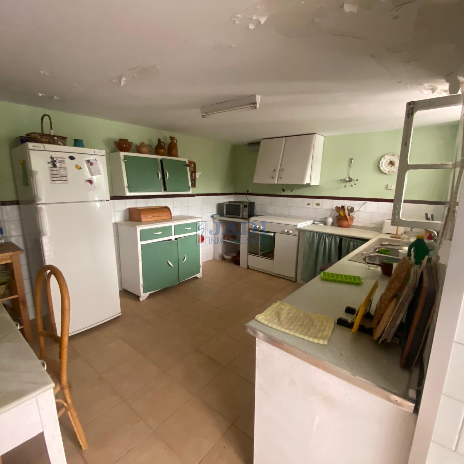 For sale of house in Valdepeñas