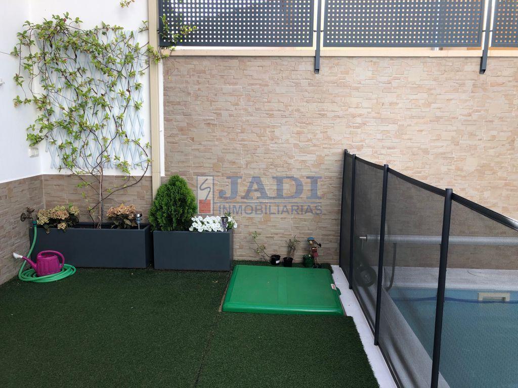 For sale of house in Valdepeñas