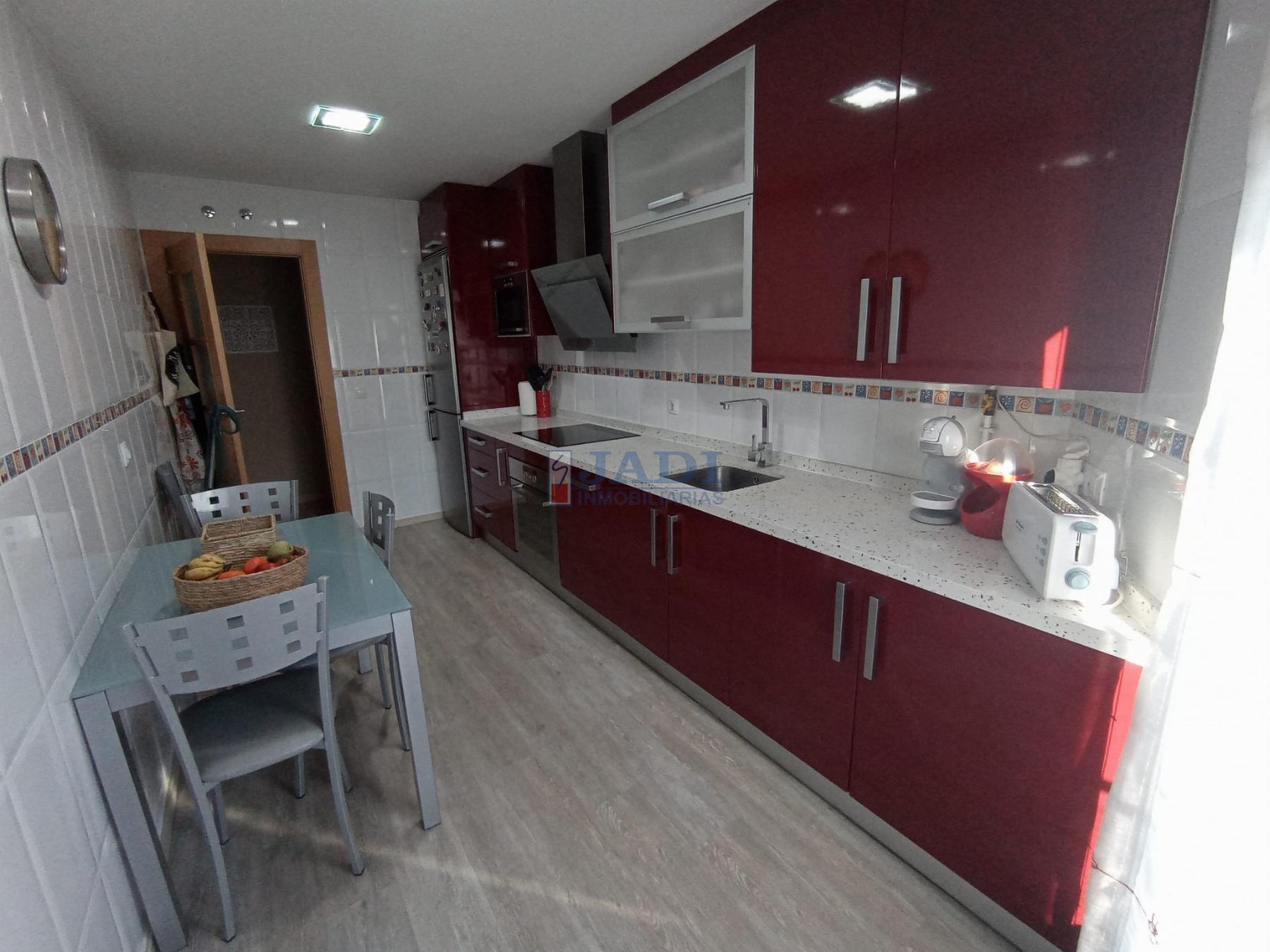 For sale of house in Valdepeñas