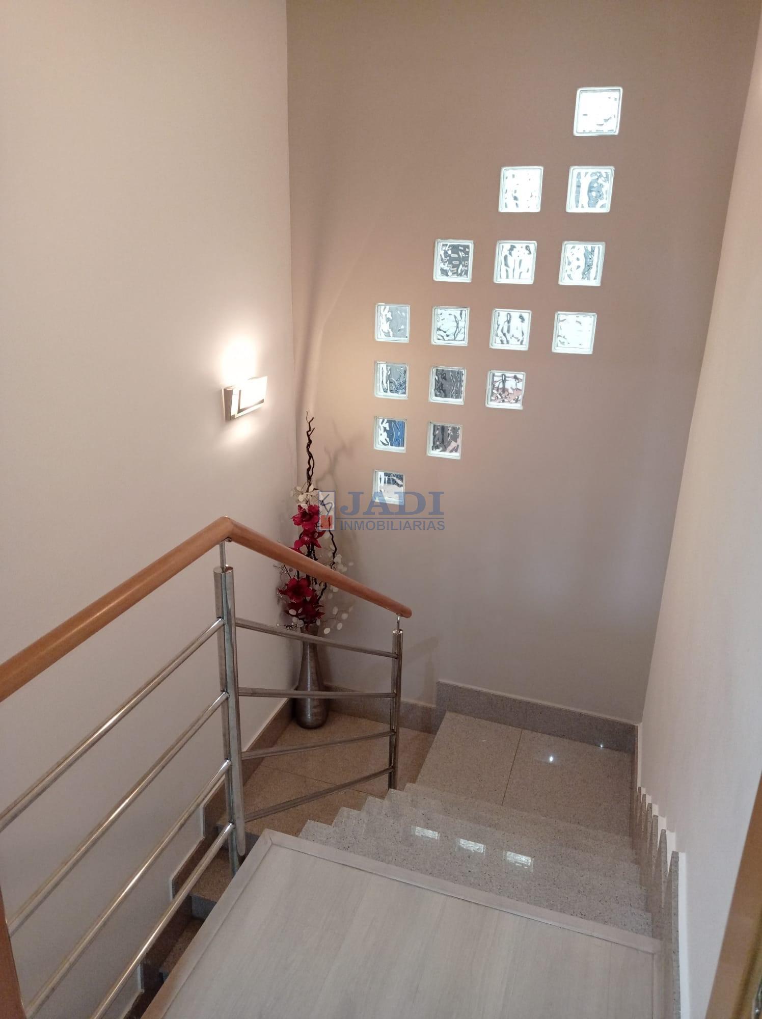 For sale of house in Valdepeñas