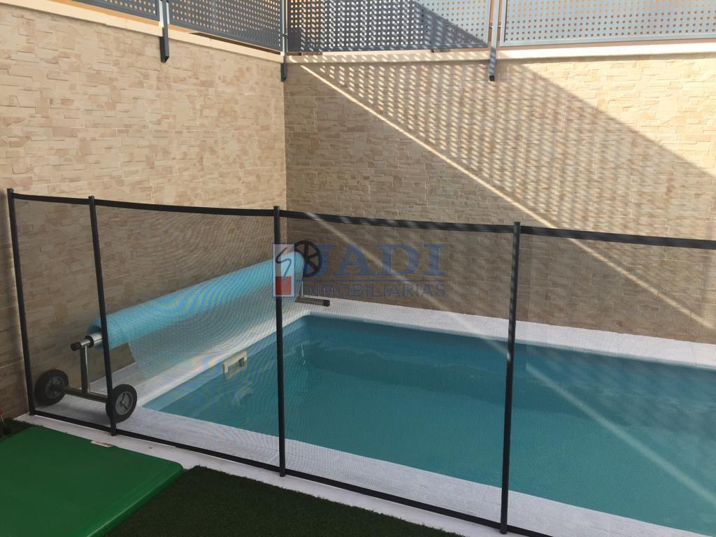 For sale of house in Valdepeñas