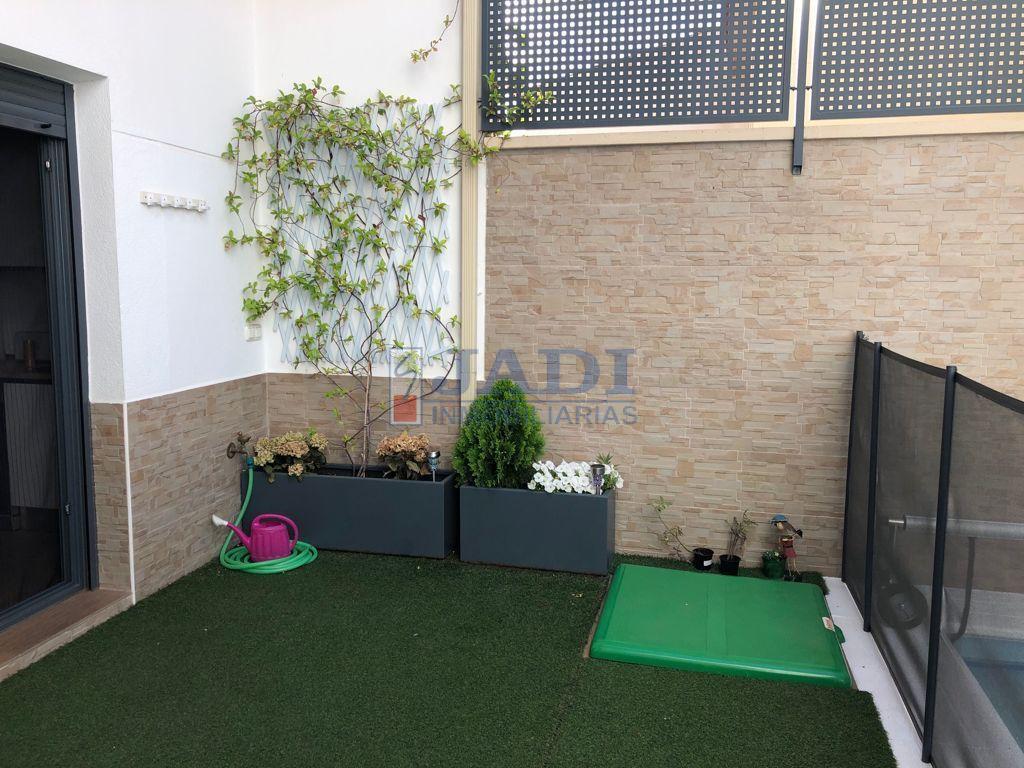 For sale of house in Valdepeñas