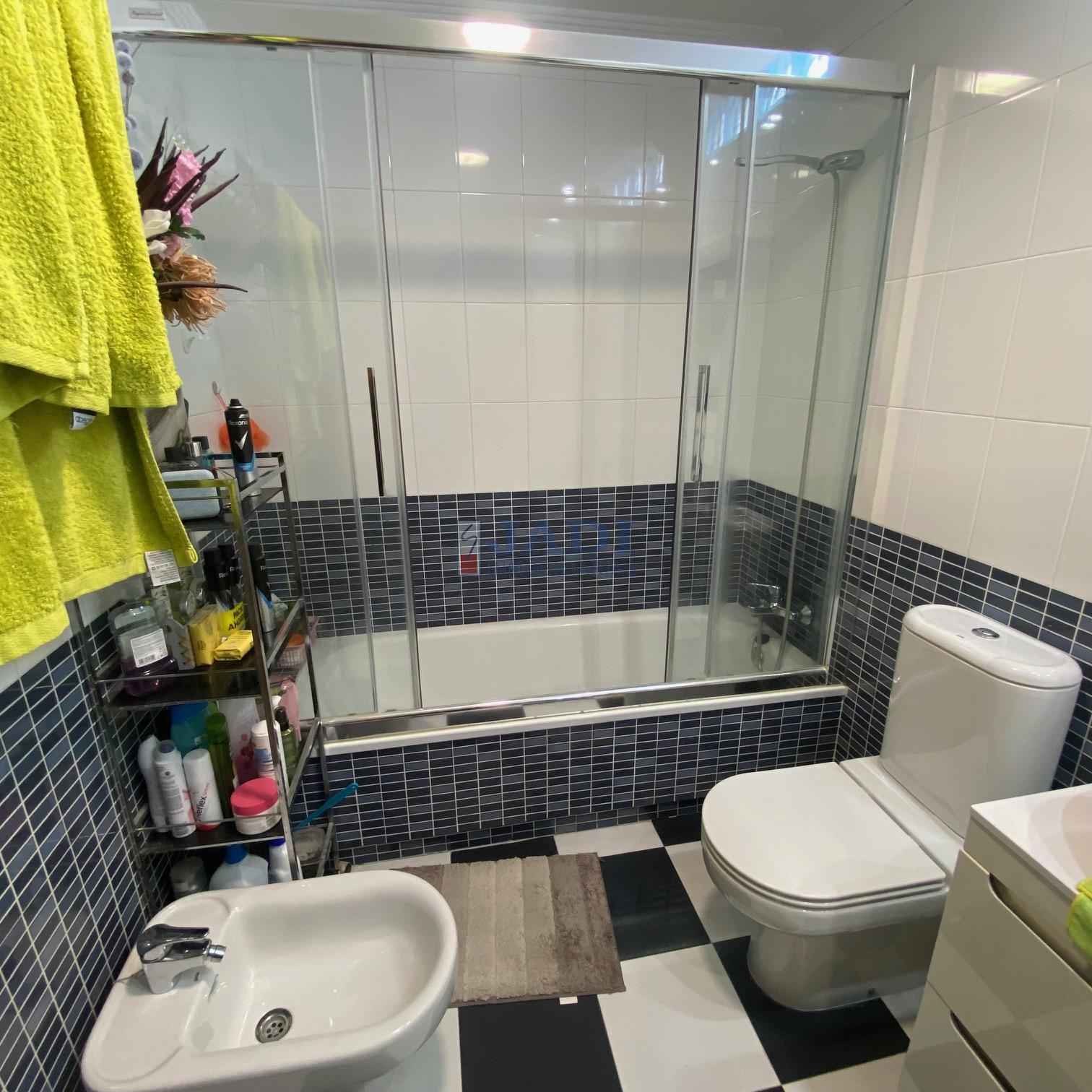 For sale of penthouse in Valdepeñas