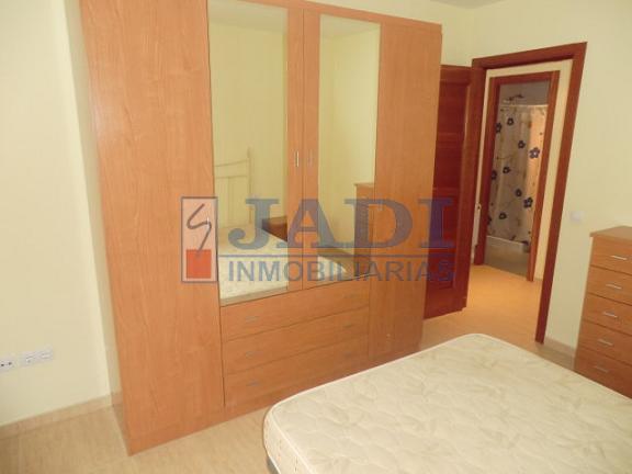 For sale of apartment in Valdepeñas