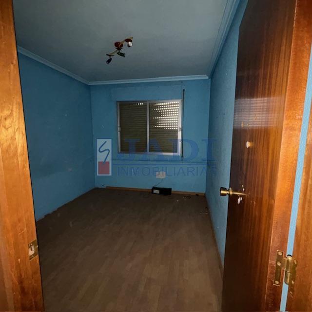 For sale of flat in Valdepeñas