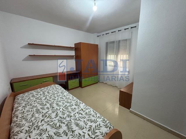 For rent of flat in Valdepeñas