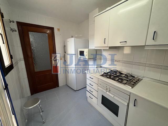 For rent of flat in Valdepeñas