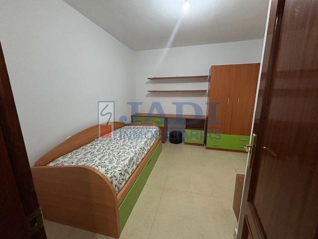 For rent of flat in Valdepeñas