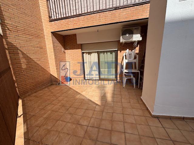 For rent of flat in Valdepeñas