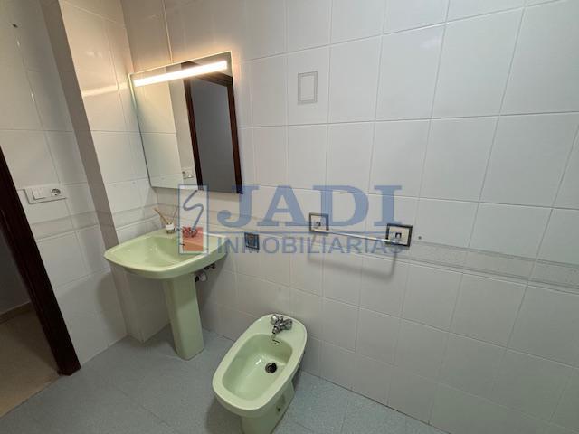 For rent of flat in Valdepeñas