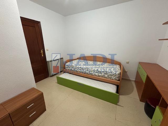 For rent of flat in Valdepeñas