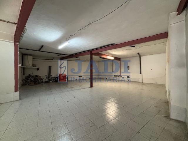 Venta de casa en Valdepeñas