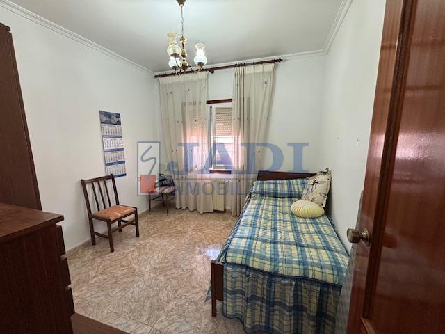 Venta de casa en Valdepeñas