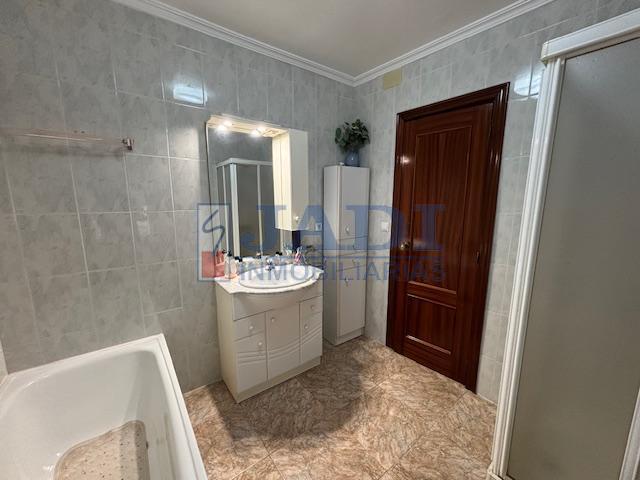 Venta de casa en Valdepeñas