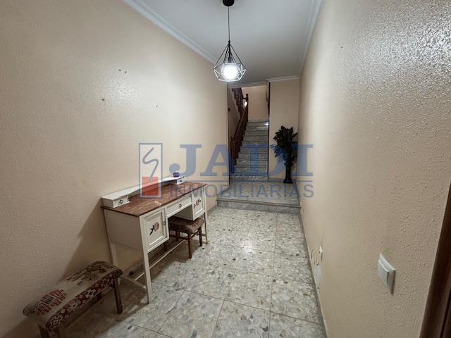 Venta de casa en Valdepeñas
