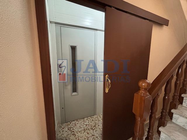 Venta de casa en Valdepeñas