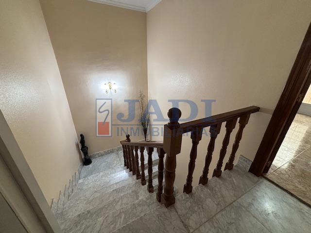 Venta de casa en Valdepeñas