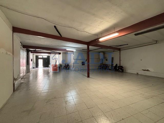 Venta de casa en Valdepeñas