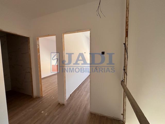 For sale of house in Valdepeñas