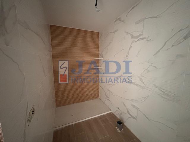 For sale of house in Valdepeñas