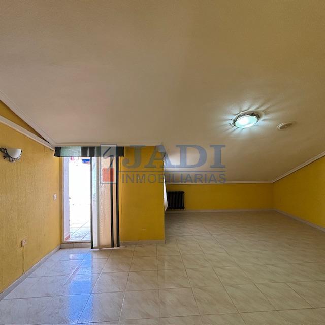 Vente de auvent dans Valdepeñas