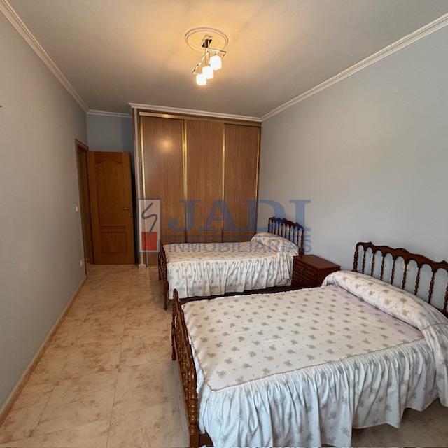 Venta de casa en Valdepeñas