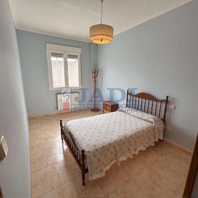 Venta de casa en Valdepeñas