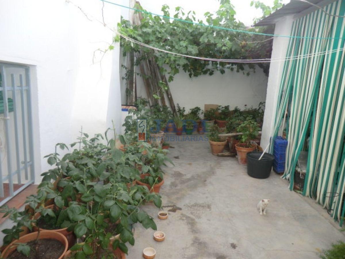 For sale of house in Valdepeñas