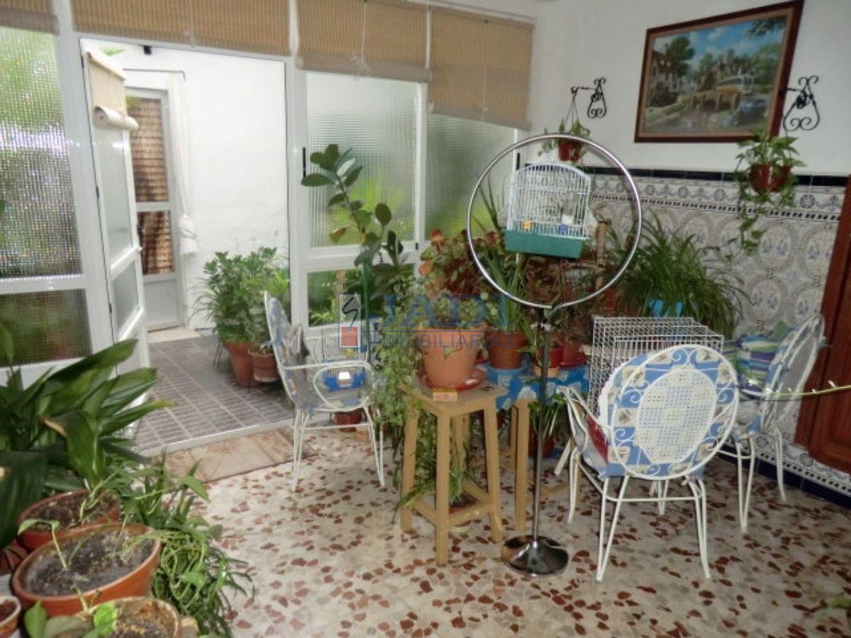 For sale of house in Valdepeñas