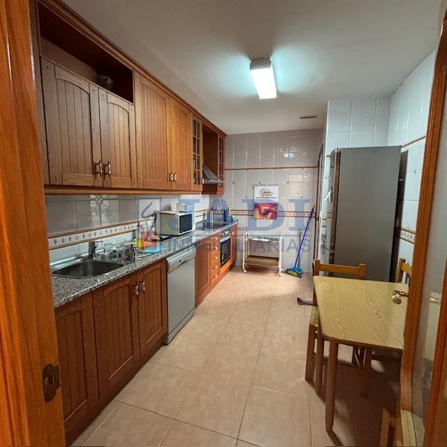 For sale of penthouse in Valdepeñas