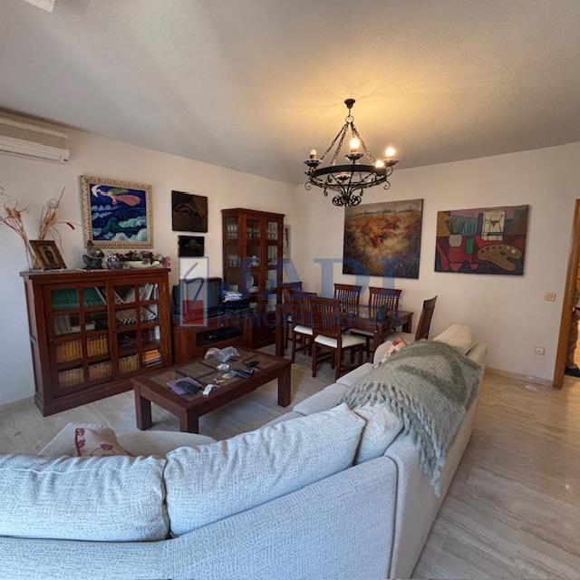 For sale of penthouse in Valdepeñas