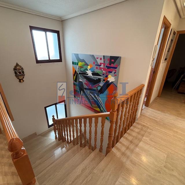 For sale of penthouse in Valdepeñas