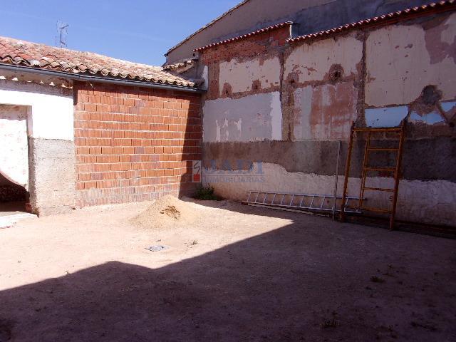 Venta de casa en Valdepeñas