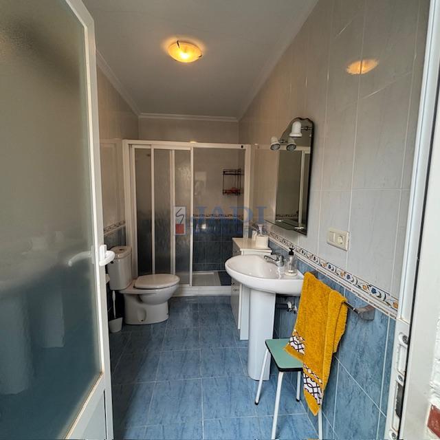 Venta de casa en Valdepeñas