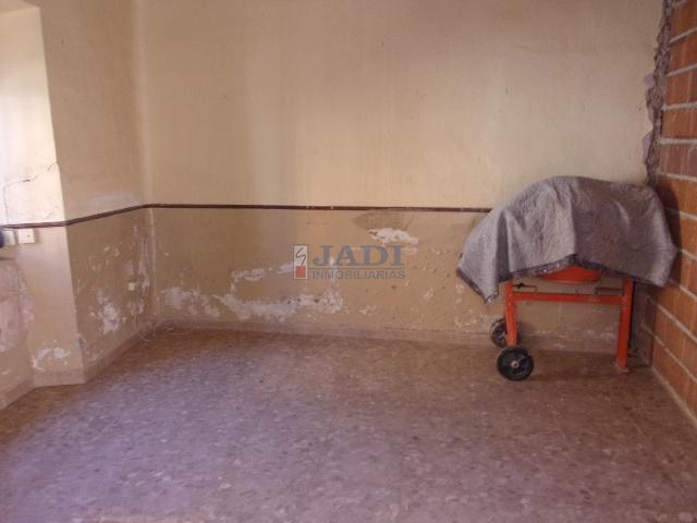 Venta de casa en Valdepeñas
