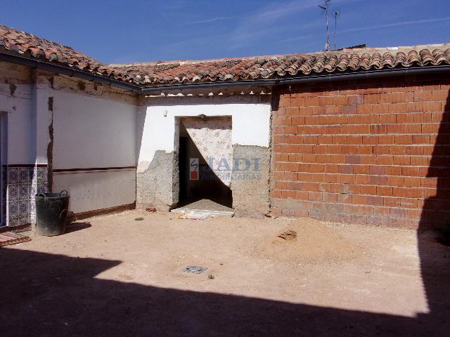 Venta de casa en Valdepeñas