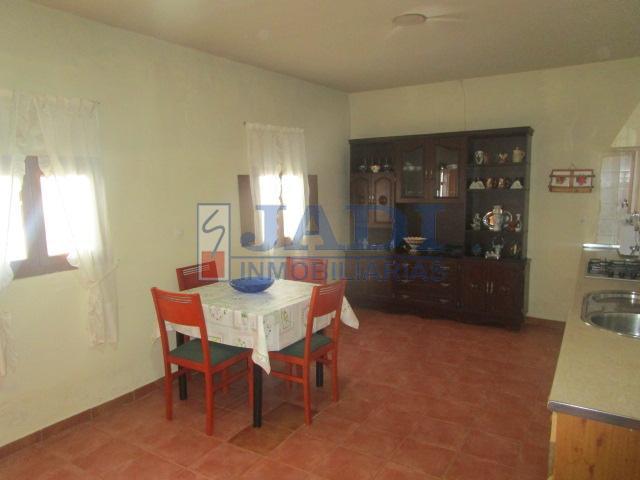 Venta de casa en Valdepeñas