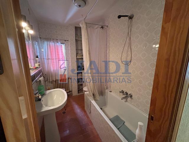 Venta de piso en Valdepeñas