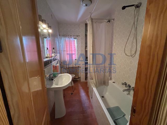 Venta de piso en Valdepeñas