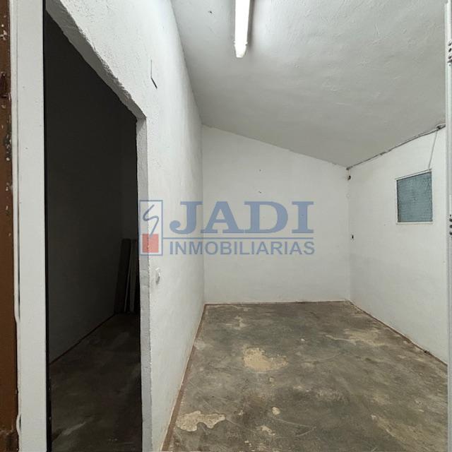 Venta de casa en Valdepeñas