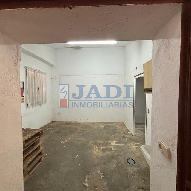 Venta de casa en Valdepeñas