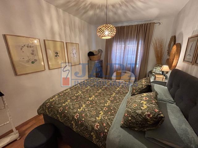 For sale of flat in Valdepeñas